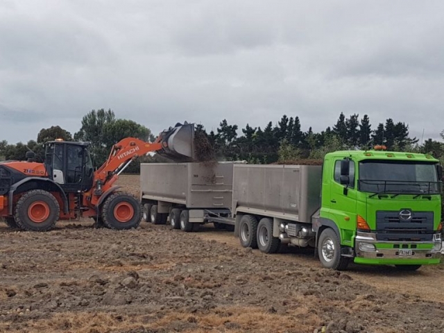 Wayne loading mulch at Stieners Meanee 2 1